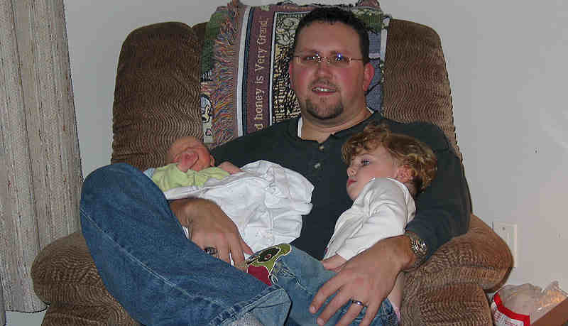 Here's Jeff & his girls.