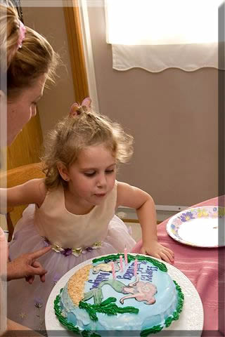 She did it! All by herself, cause she's a big girl now (sob)!